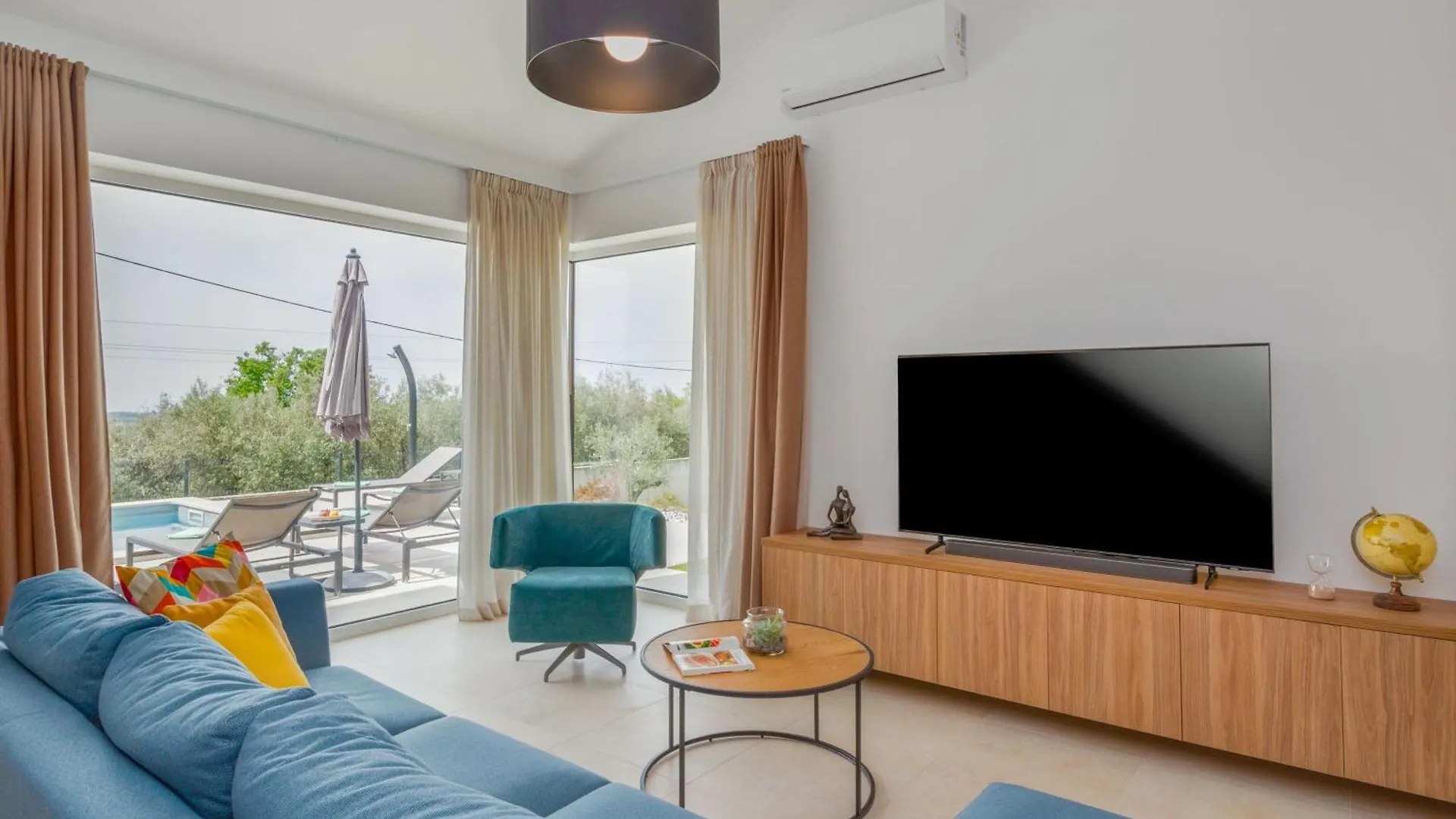 Moderne Villa Bella N Mit Panoramameerblick Višnjan Prázdninový dům
