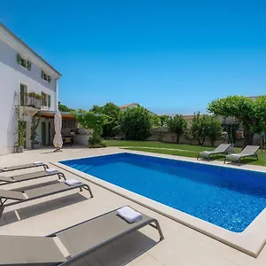 Ferienhaus Radovani By Interhome, Višnjan