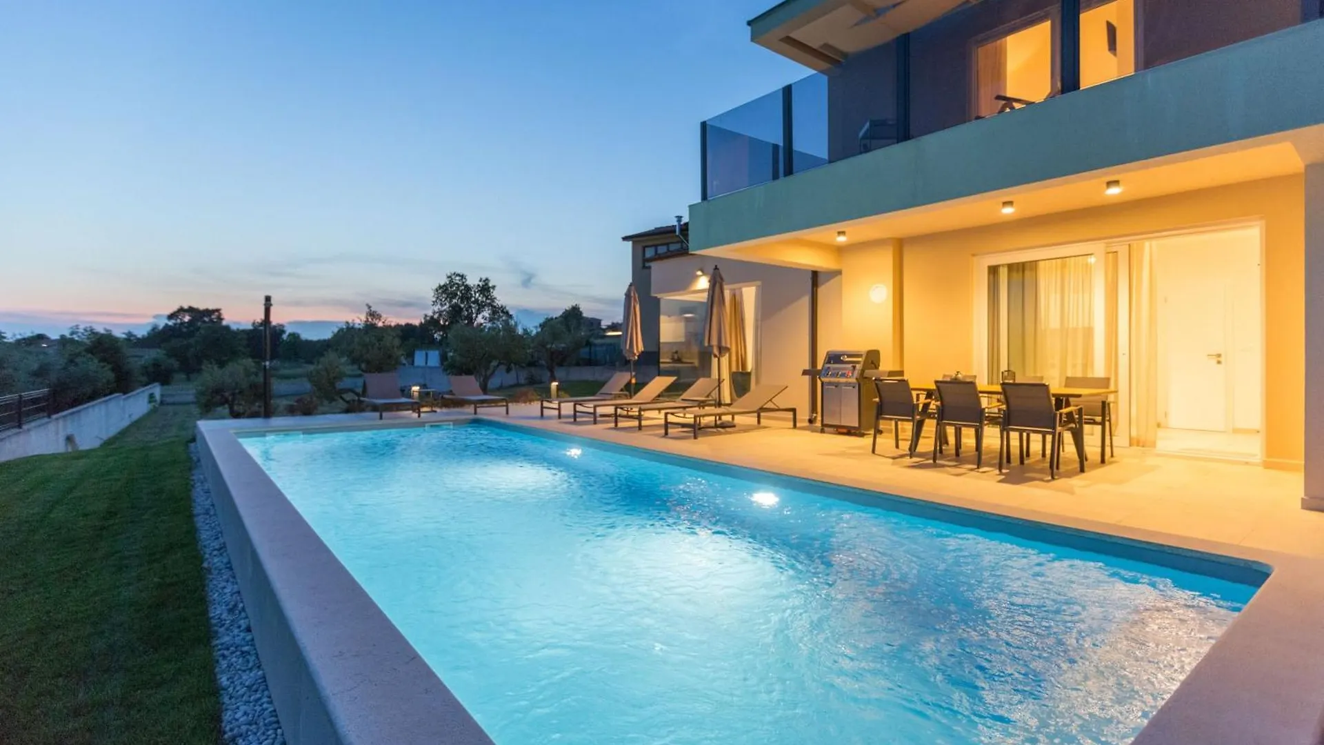 Moderne Villa Bella N Mit Panoramameerblick Visnjan Holiday home