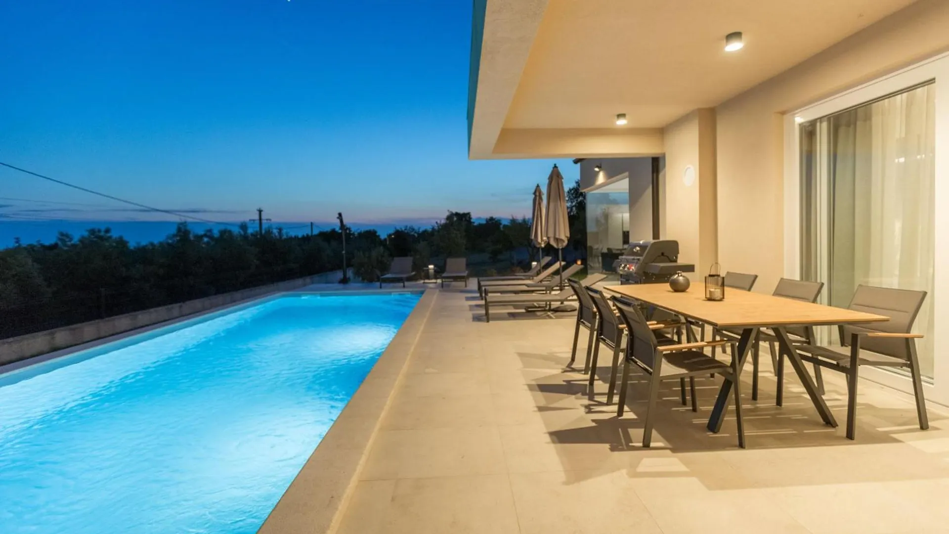 Holiday home Moderne Villa Bella N Mit Panoramameerblick Visnjan